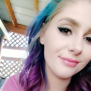 Meet your Posher, Jayci